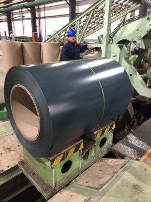 AZ60 JIS G3302 PPGI Wlewy stalowe przedmalowane Wlewy stalowe Alucynkowe 650-1250mm