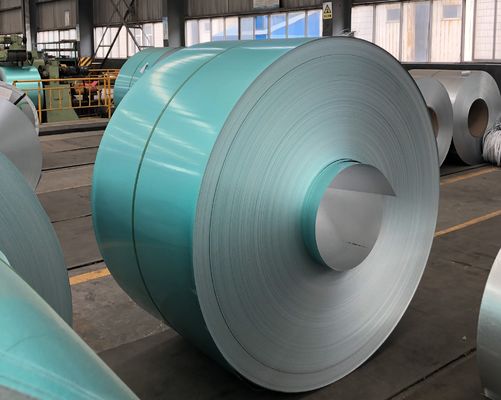Zielony AFP Stal aluzynkowa do płytek metalowych powlekanych kamieniem Spangle regularny 55% Aluzinkowa cebula ze stali szerokość regularna 1M