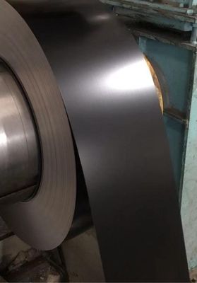 RAL9005 Czarne sznurki aluminiowe 3003H26 Wlewy aluminiowe szczebla szczelinowe Wlewy PVDF Wlewy aluminiowe przedmalowane RAL1014