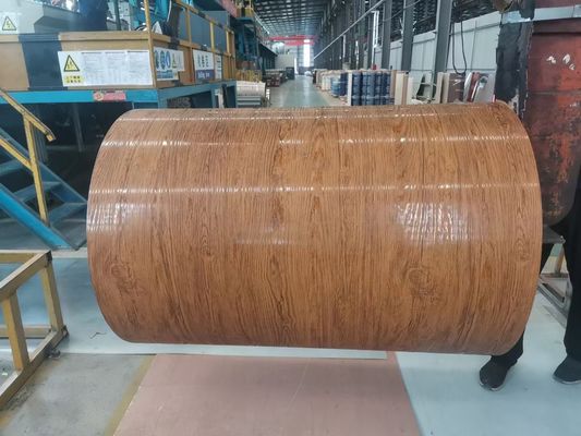 Aluminiowa cewka PVDF Strój dachowy ściany 3003H24 H26 Printech Kolorowa cewka Drewno Ziarno 50-letnia gwarancja Kolorowa cewka powlekana