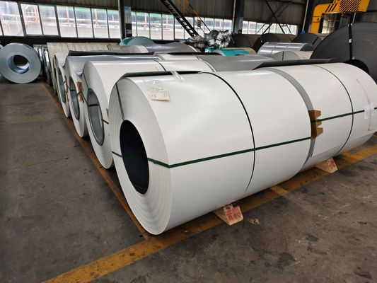 3003H26 Aluminium Brąz Kolorowo powlekane rynny i rury aluminiowe 0,45*1000 Kolorowo powlekane cewki aluminiowe